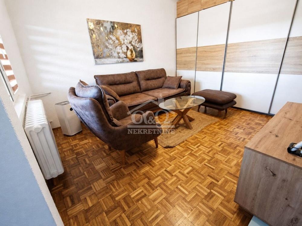 Slika 3 - Jednoiposoban, 45m2, sa terasom, ima lift
