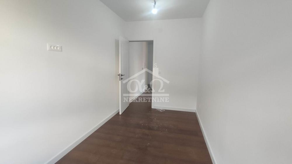 Slika 11 - Dvoiposoban, 84m2, sa terasom, ima lift