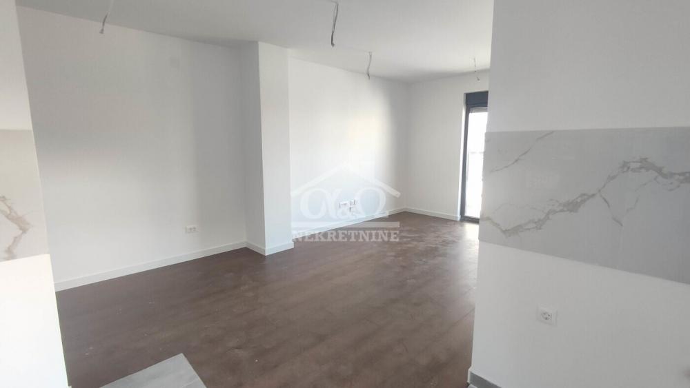 Slika 2 - Dvoiposoban, 84m2, sa terasom, ima lift