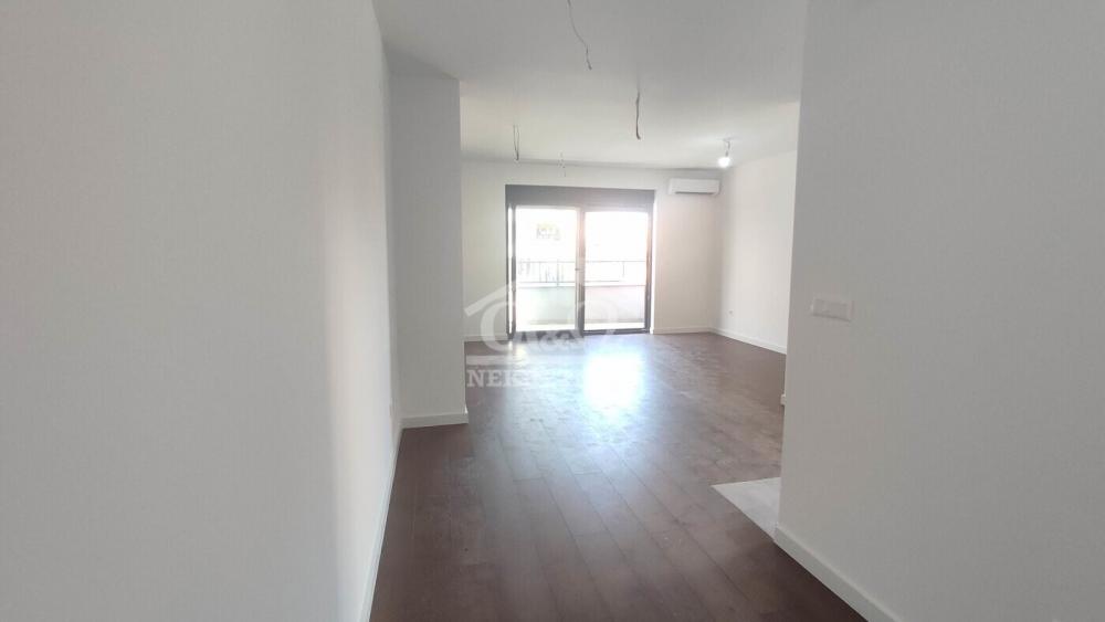 Slika 6 - Dvoiposoban, 84m2, sa terasom, ima lift