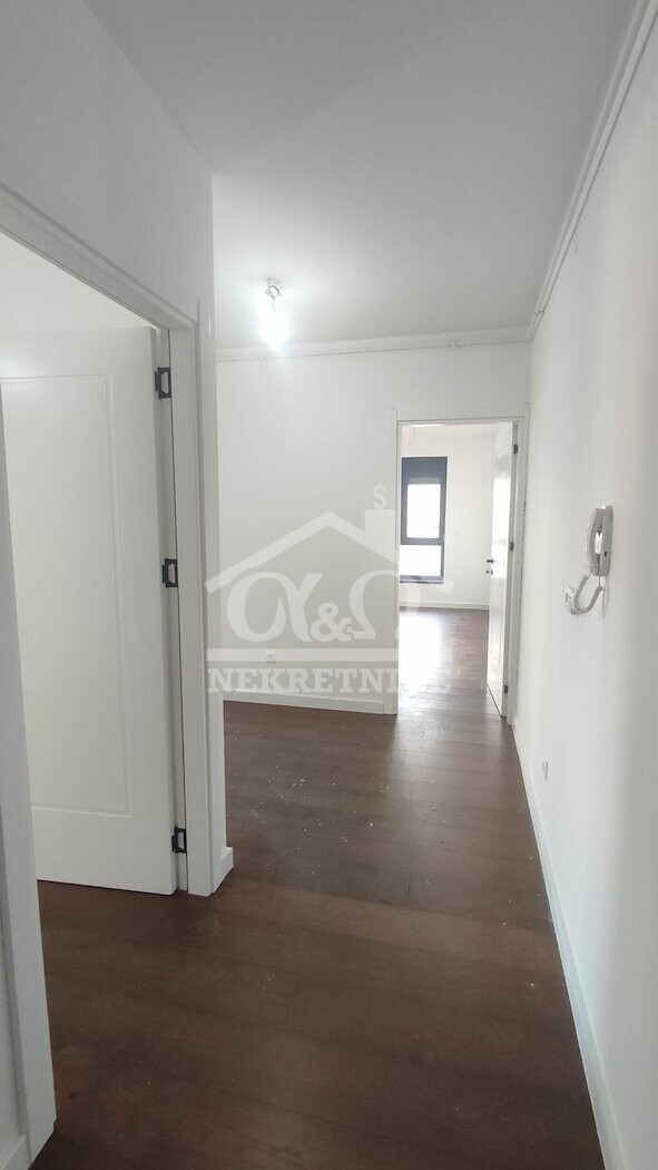 Slika 7 - Dvoiposoban, 84m2, sa terasom, ima lift