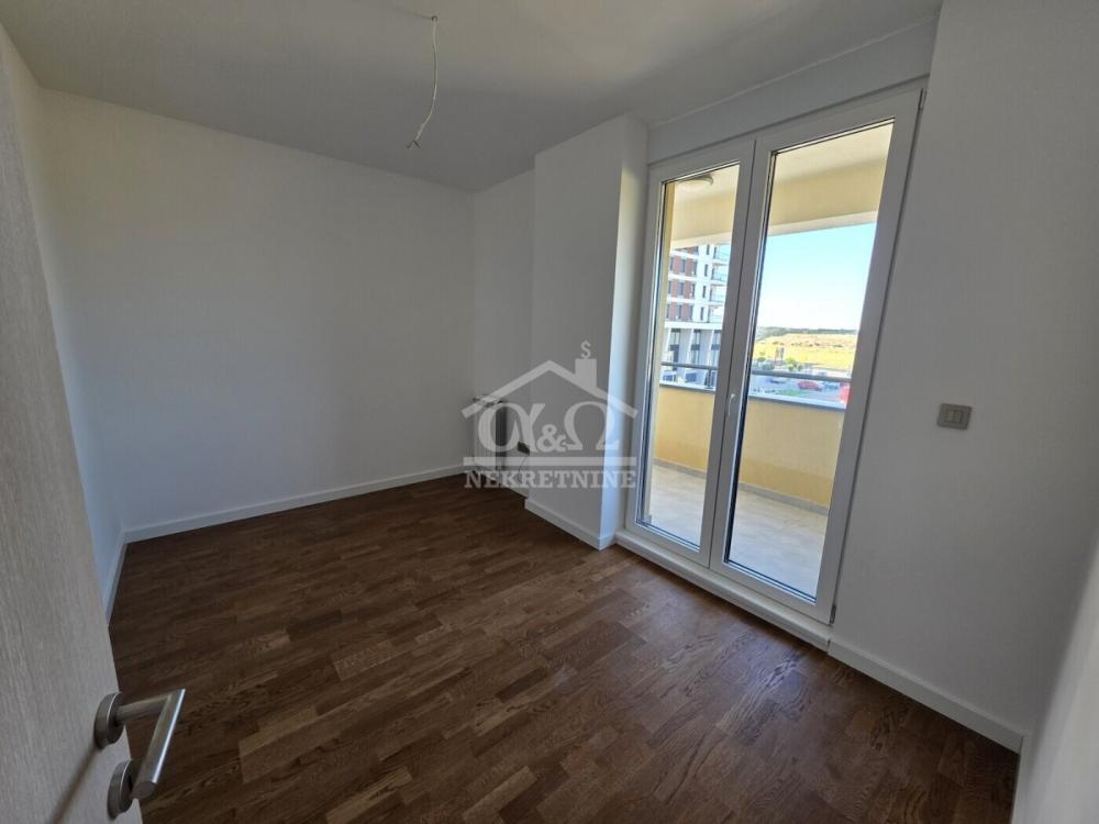 Slika 2 - Četvorosoban, 88m2, Bubanj Kragujevac, sa terasom, ima lift