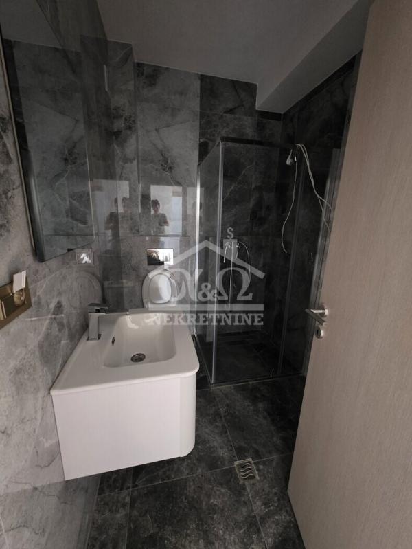 Slika 5 - Četvorosoban, 88m2, Bubanj Kragujevac, sa terasom, ima lift