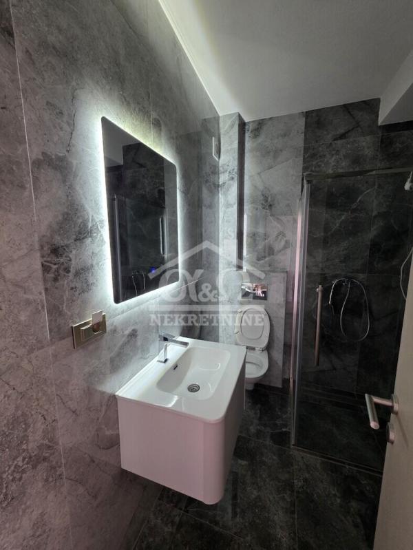 Slika 6 - Četvorosoban, 88m2, Bubanj Kragujevac, sa terasom, ima lift