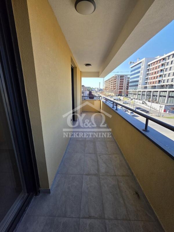 Slika 8 - Četvorosoban, 88m2, Bubanj Kragujevac, sa terasom, ima lift