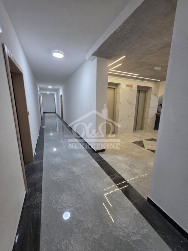 Slika 9 - Četvorosoban, 88m2, Bubanj Kragujevac, sa terasom, ima lift
