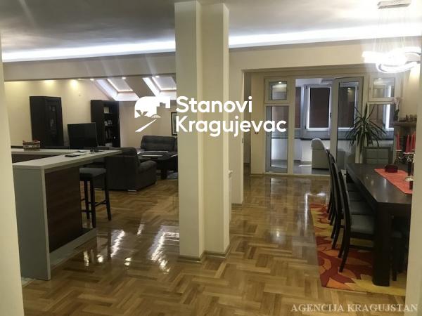 Slika 5 - Četvorosoban, 148m2, sa terasom, ima lift