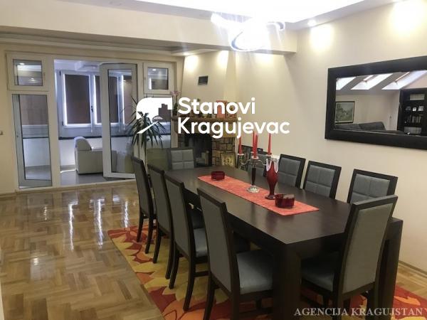 Slika 8 - Četvorosoban, 148m2, sa terasom, ima lift