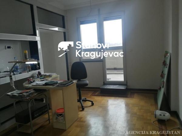 Slika 2 - Jednosoban, 145m2, sa terasom, ima lift