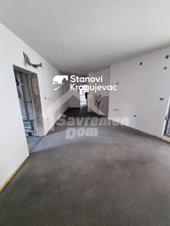 Slika 3 - Trosoban, 59m2, Kragujevac centar Kragujevac