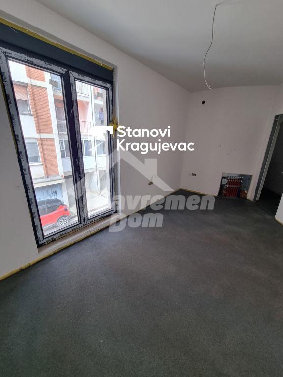 Slika 5 - Trosoban, 59m2, Kragujevac centar Kragujevac