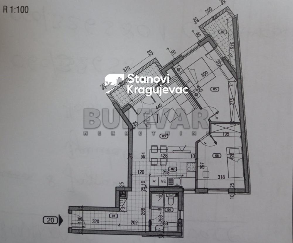 Slika 3 - Trosoban, 78m2, Zmaj Jovina Kragujevac, sa terasom, ima lift