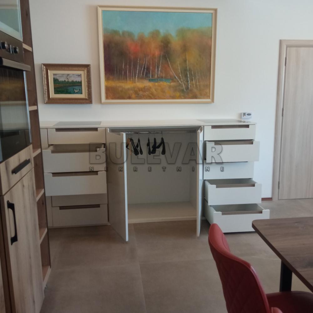 Slika 3 - Četvorosoban, 69m2, Laze Marinkovića Kragujevac, sa parkingom