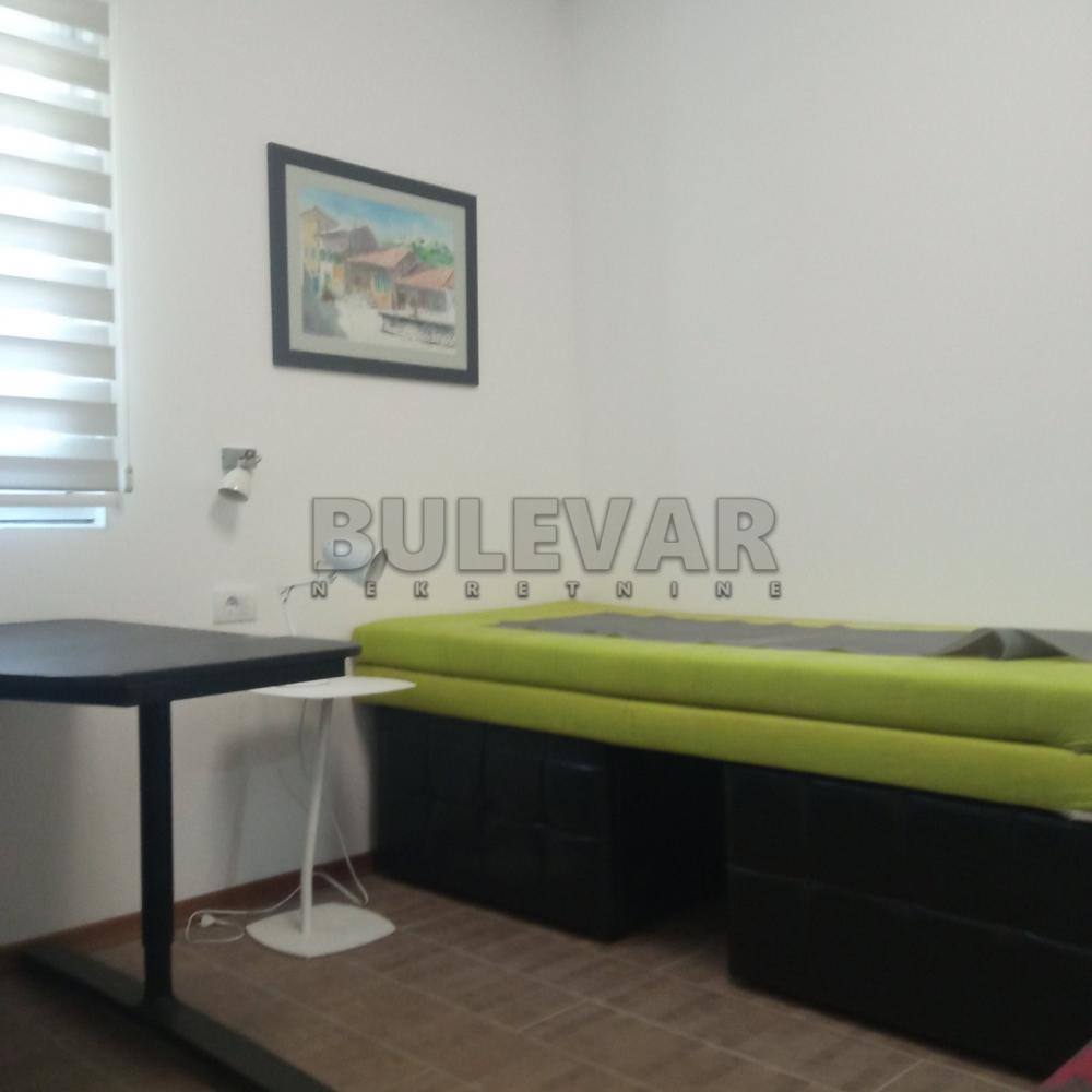 Slika 4 - Četvorosoban, 69m2, Laze Marinkovića Kragujevac, sa parkingom