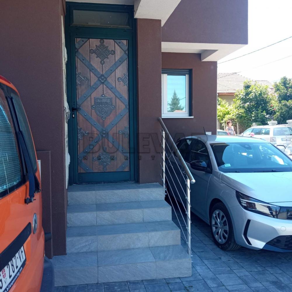 Slika 8 - Četvorosoban, 69m2, Laze Marinkovića Kragujevac, sa parkingom