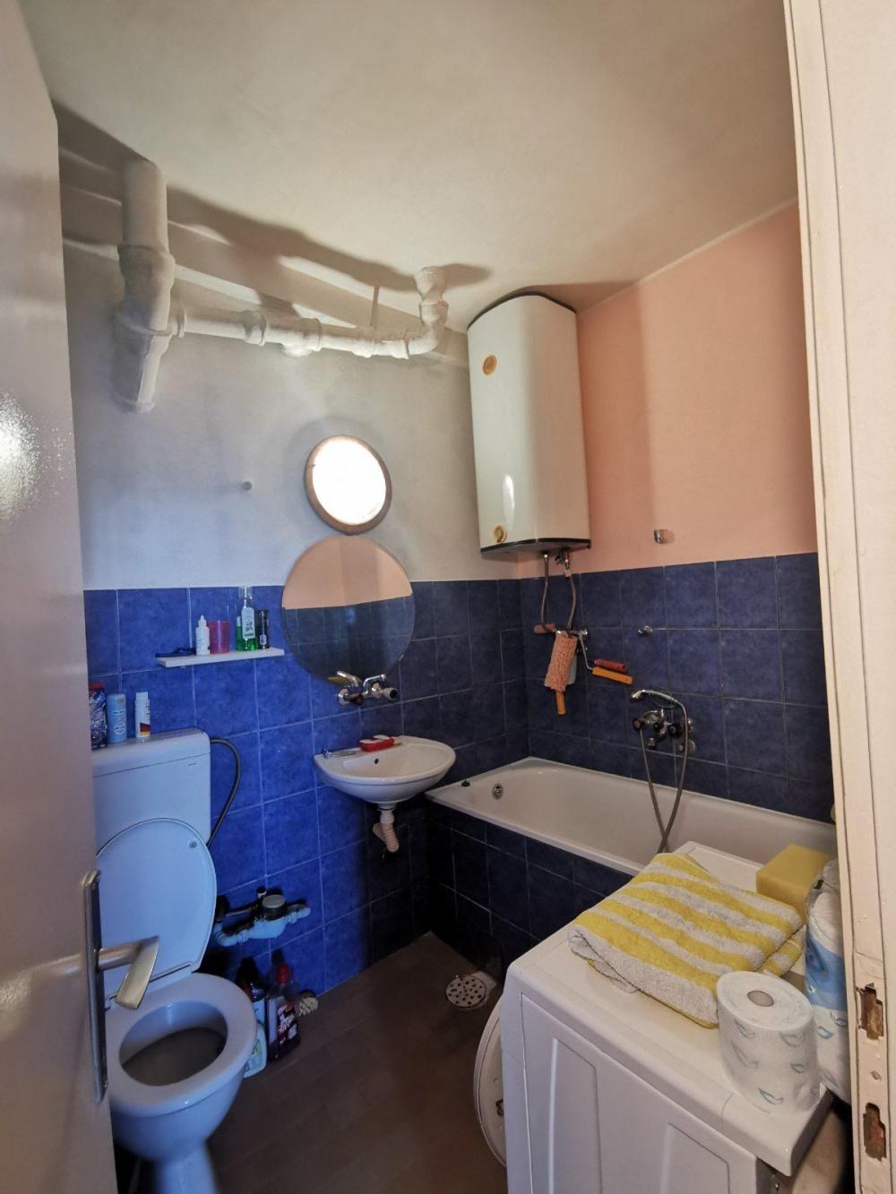 Slika 6 - Dvosoban, 55m2, Ilindenska 38/15 Kragujevac, sa terasom, sa parkingom