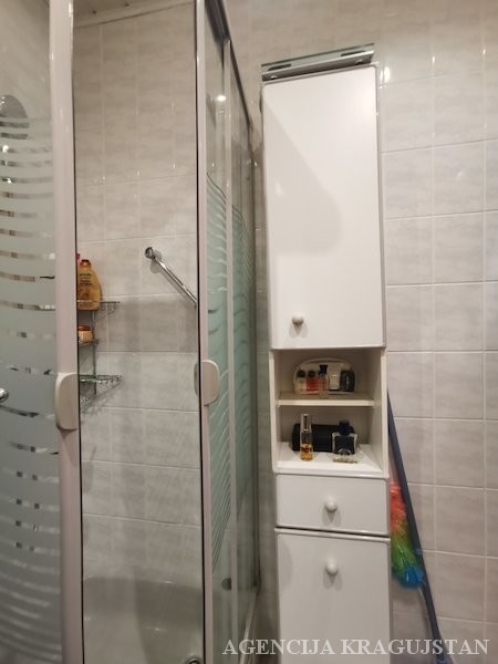 Slika 10 - Trosoban, 67m2, Aerodrom Kragujevac, sa terasom