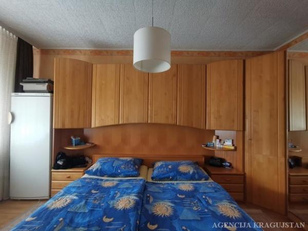 Slika 4 - Trosoban, 67m2, Aerodrom Kragujevac, sa terasom