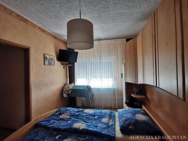 Slika 6 - Trosoban, 67m2, Aerodrom Kragujevac, sa terasom