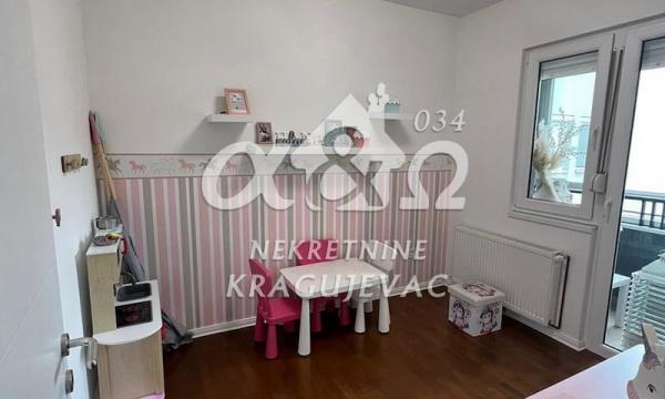 Slika 5 - Četvorosoban, 94m2, sa terasom, sa parkingom