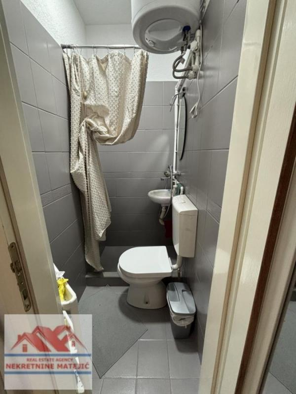 Slika 11 - STAN TROSOBAN 67M2, 3. SPRAT,ERDOGLIJA, NAMEŠTEN, SA GARAŽOM--102.000 E