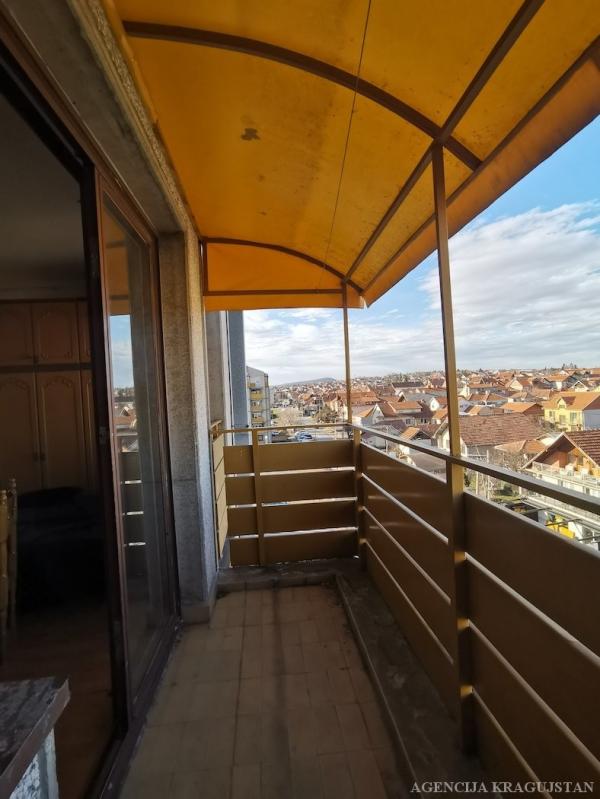 Slika 10 - Dvosoban, 70m2, Aerodrom Kragujevac, sa terasom