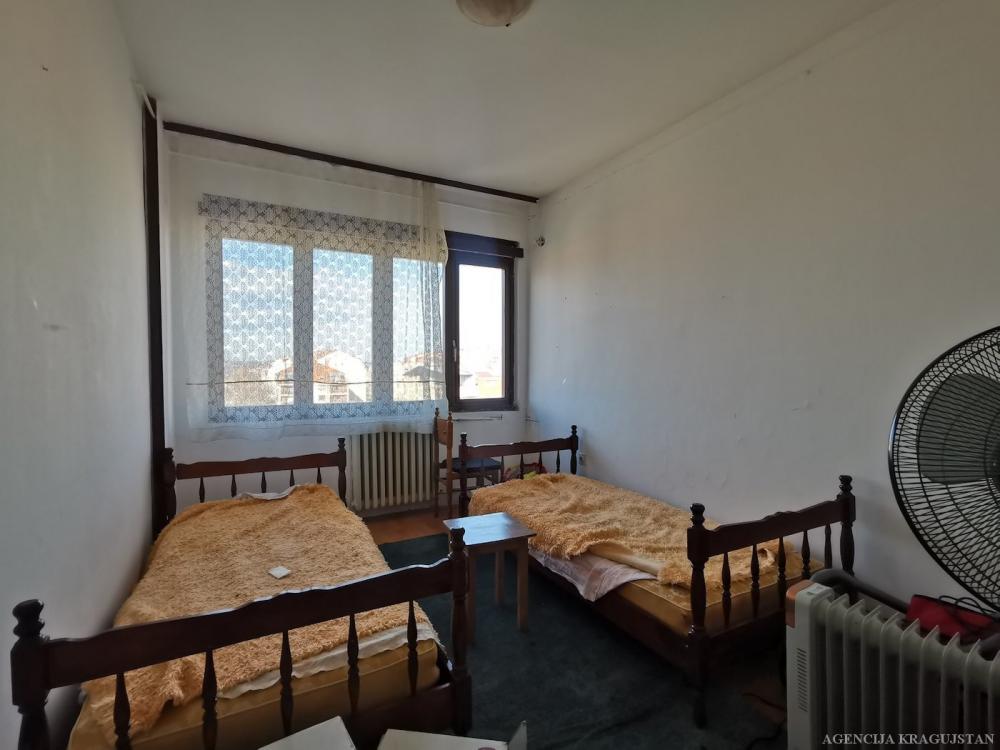 Slika 4 - Dvosoban, 70m2, Aerodrom Kragujevac, sa terasom