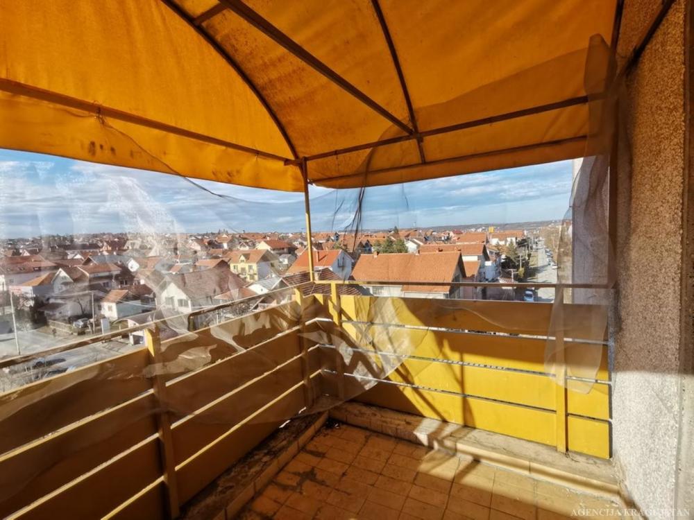 Slika 11 - Dvosoban, 70m2, Aerodrom Kragujevac, sa terasom