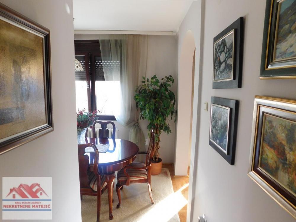 Slika 7 - LUX STAN 151M2, VAŠARIŠTE KOD PARKA, 3. SPRAT, --186000